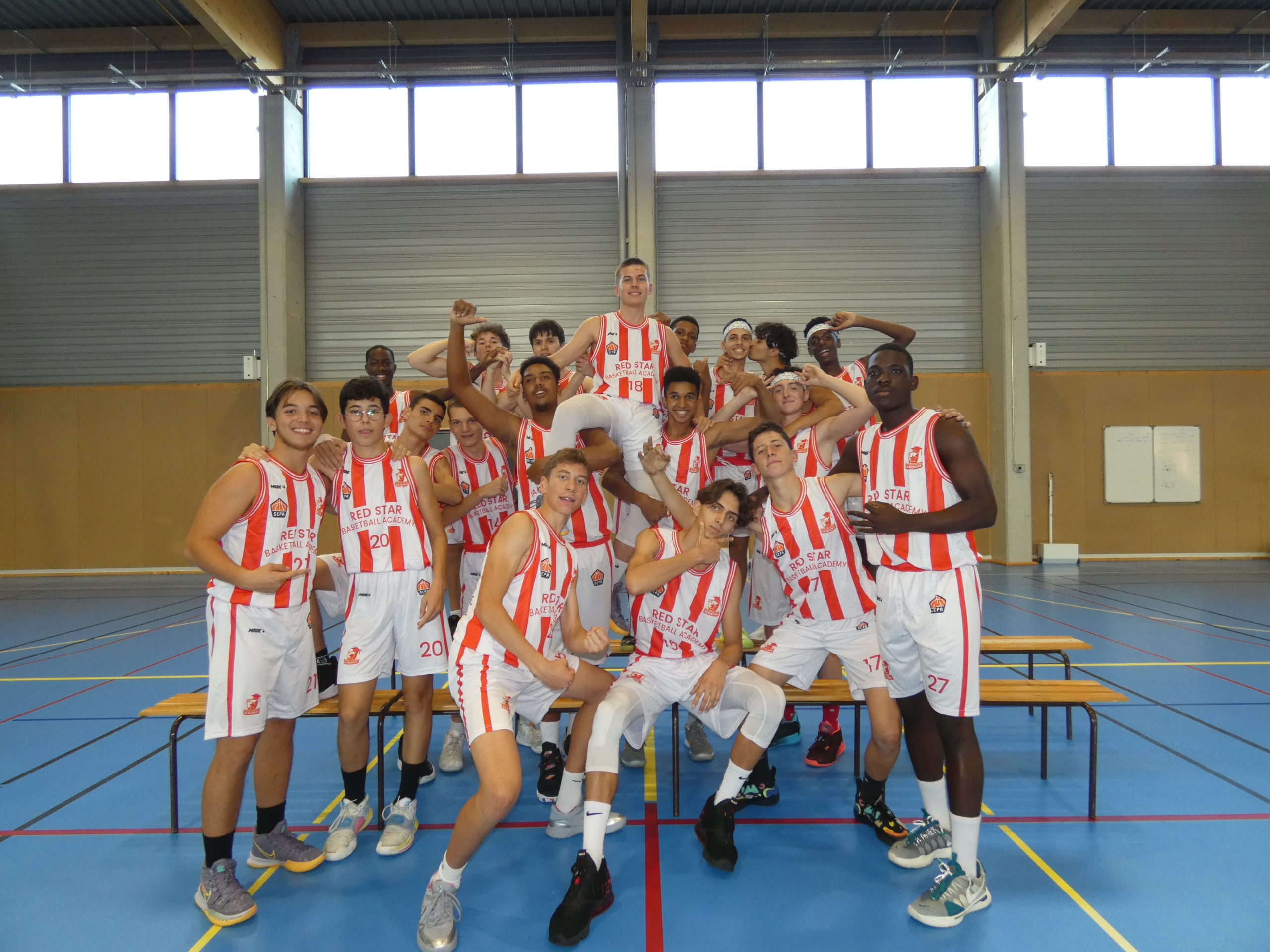 NO CAP, SAISON 2 – ÉPISODE 1