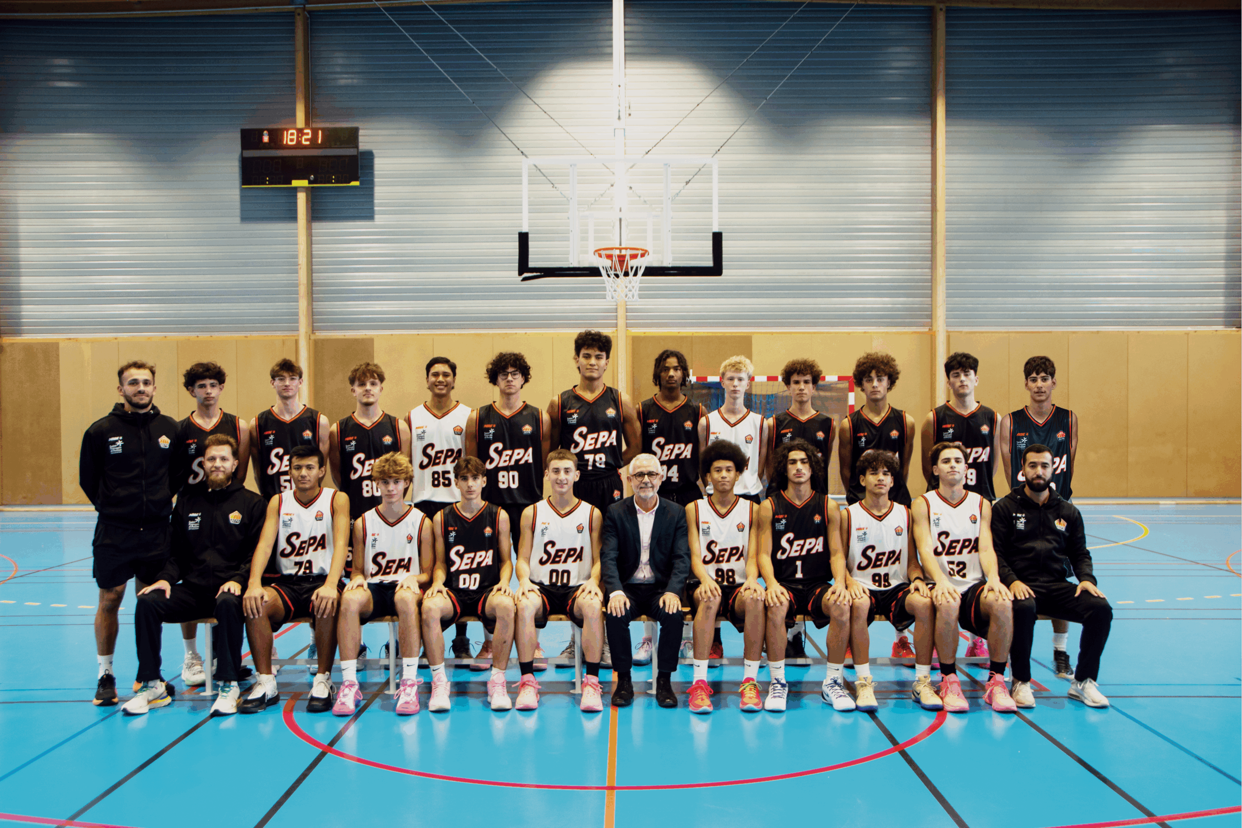PHOTO GROUPE